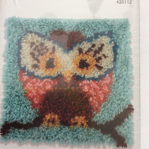 WonderArt Latch Hook Kit “Owl” 12x12 inch - Picture 3 of 6